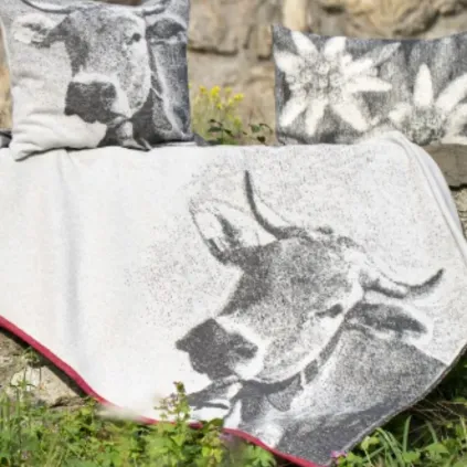 Luca pledd "Cow", str 140x200