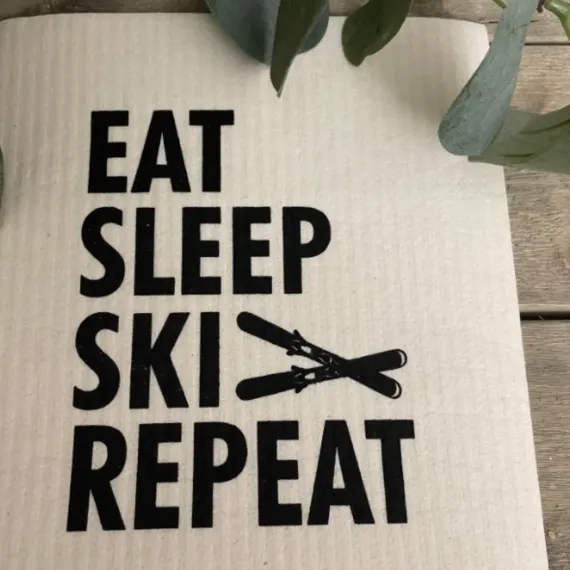 Kjøkkenklut "Eat, sleep, ski repeat"