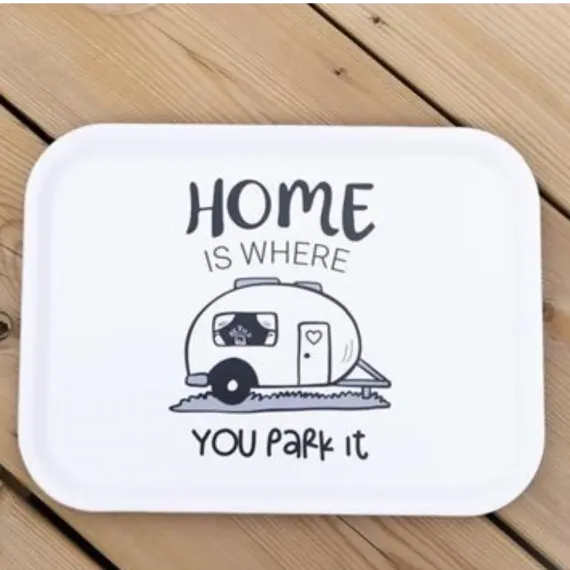 Frokostbrett "Home is/campingvogn" 27x20 cm