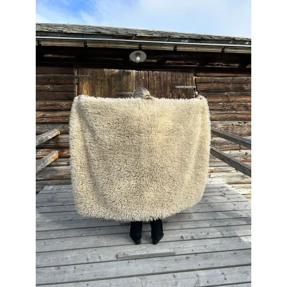 Wooly pledd, Beige