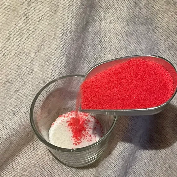 Stearinlyssand med duft og farge