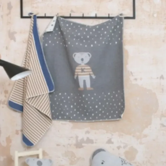 Babyteppe Bamse 70x90, blågrå